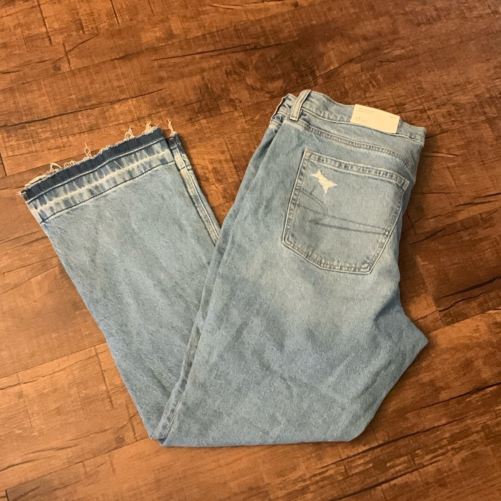 ✨NWT✨American Eagle 90’s low rise skinny kick